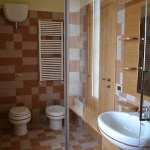 Studio con letto king size